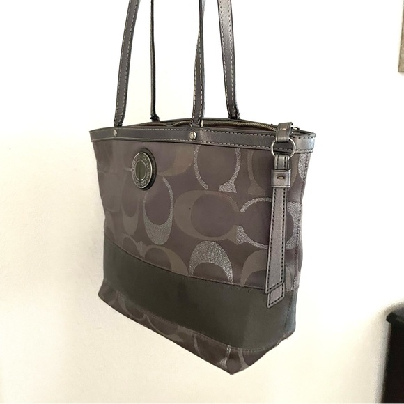 Coach East west signature logo metallic stripe tote - Picture 4 of 7